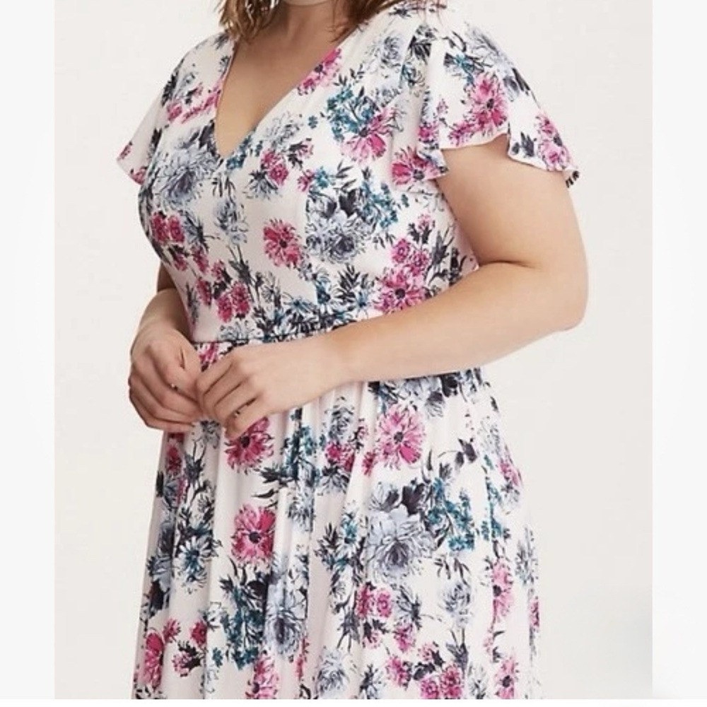 Torrid Colorful Floral Challis Wrap Maxi Dress Feminine Romantic Flowy Size 3X - Picture 3 of 9